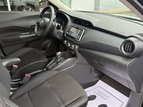 Used 2025 Nissan Kicks Play S image 16
