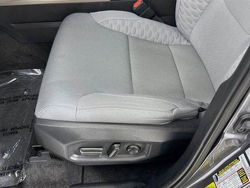 Certified 2025 Toyota Tundra SR5 image 18