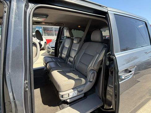 Used 2011 Honda Odyssey EX-L image 10