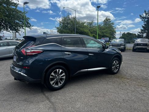 Used 2017 Nissan Murano S w/ Navigation Package AWD/4WD image 3