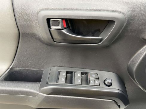 Used 2023 Toyota Tacoma SR image 13