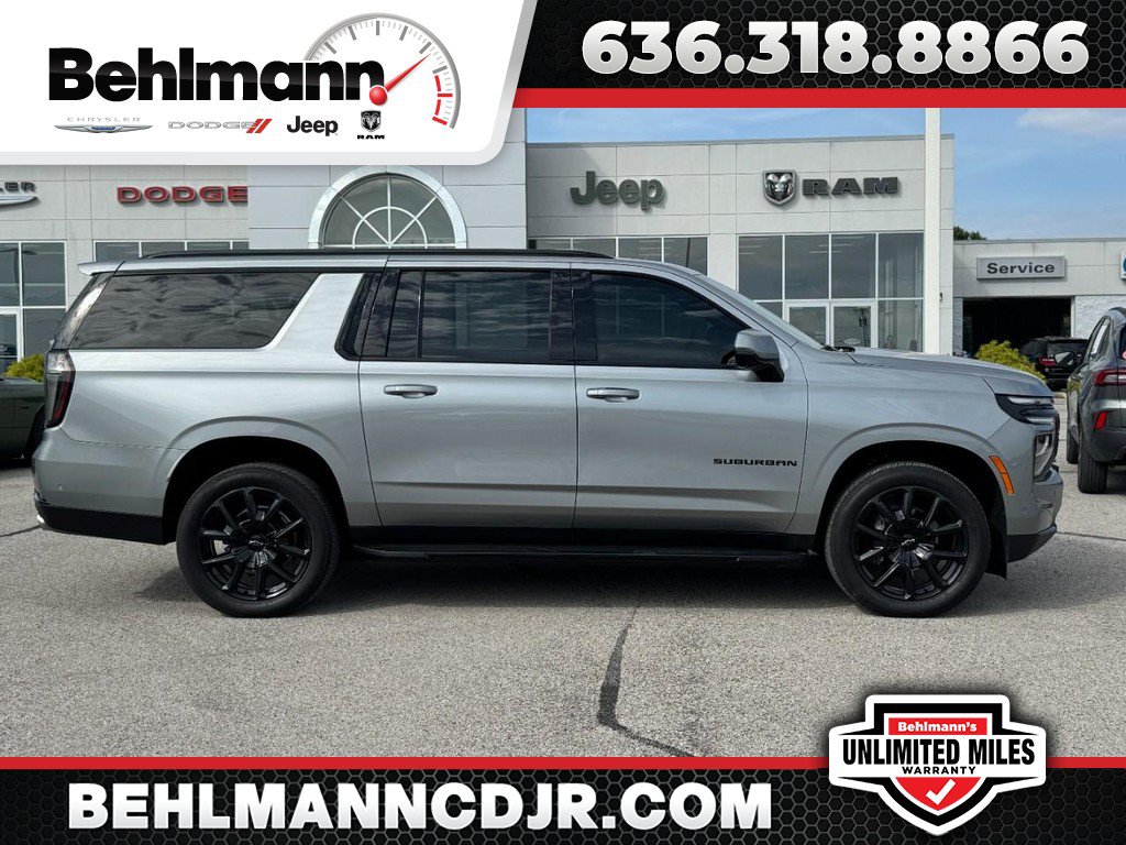 Used 2025 Chevrolet Suburban RST w/ Comfort Package AWD/4WD image 1