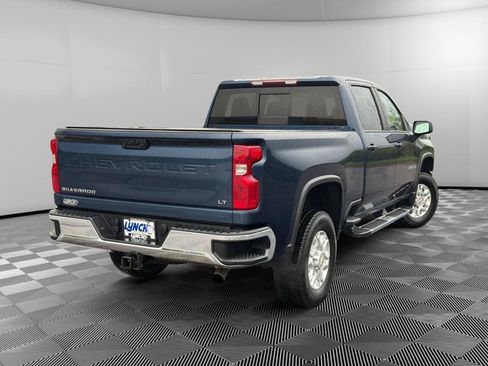 Used 2021 Chevrolet Silverado 2500 LT w/ Convenience Package AWD/4WD image 4