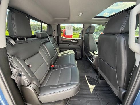 Used 2025 GMC Sierra 1500 Denali w/ Denali Reserve Package AWD/4WD image 24