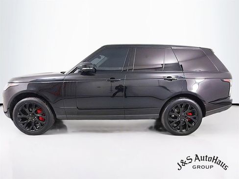 Used 2022 Land Rover Range Rover Westminster Edition image 4