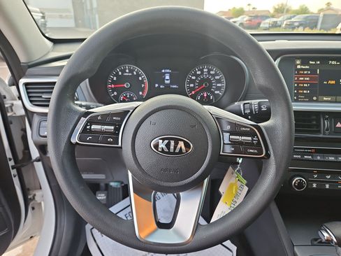 Used 2020 Kia Optima LX FWD image 15