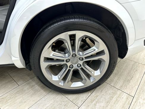 Used 2016 Audi Q3 2.0T Prestige w/ Prestige Package image 38