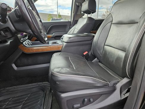 Used 2018 Chevrolet Silverado 1500 High Country image 15