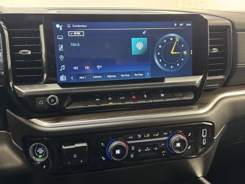 Used 2022 Chevrolet Silverado 1500 RST w/ Max Trailering Package image 17