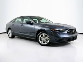 Used 2025 Honda Accord LX video 1