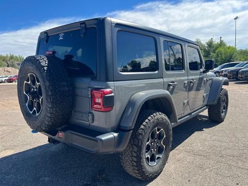 Used 2022 Jeep Wrangler Unlimited Rubicon 4xe w/ Cold Weather Group AWD/4WD image 6