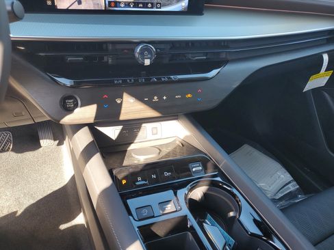 New 2026 Nissan Murano Platinum image 19