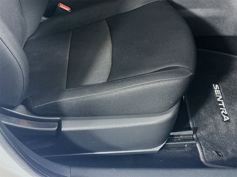 Used 2023 Nissan Sentra SV image 22