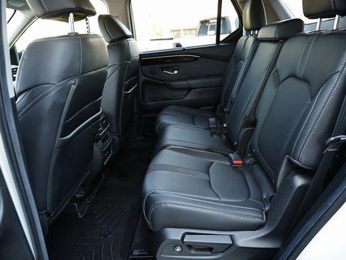 Certified 2025 Honda Pilot EX-L image 26