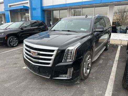 Used 2020 Cadillac Escalade ESV Luxury image 3