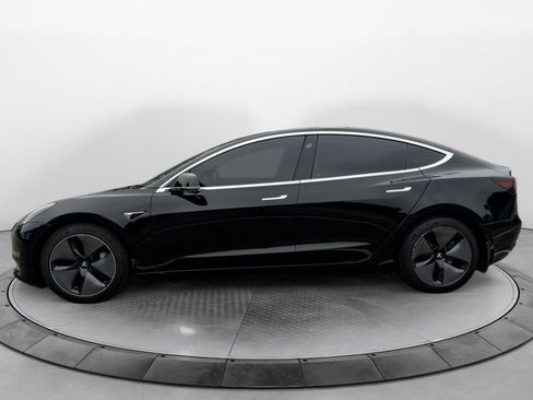 Used 2018 Tesla Model 3 Performance image 2