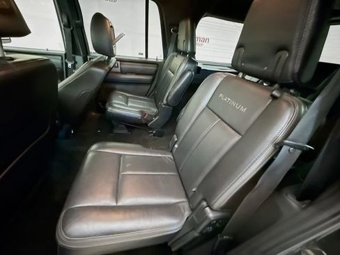 Used 2017 Ford Expedition Platinum AWD/4WD image 27