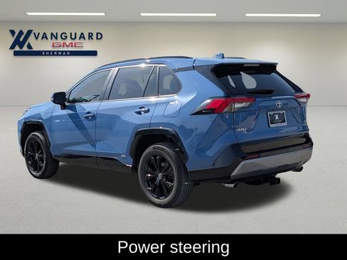 Used 2022 Toyota RAV4 SE w/ Convenience Package AWD/4WD image 5