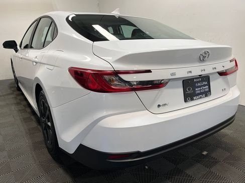 Used 2025 Toyota Camry LE w/ Convenience Package FWD image 22