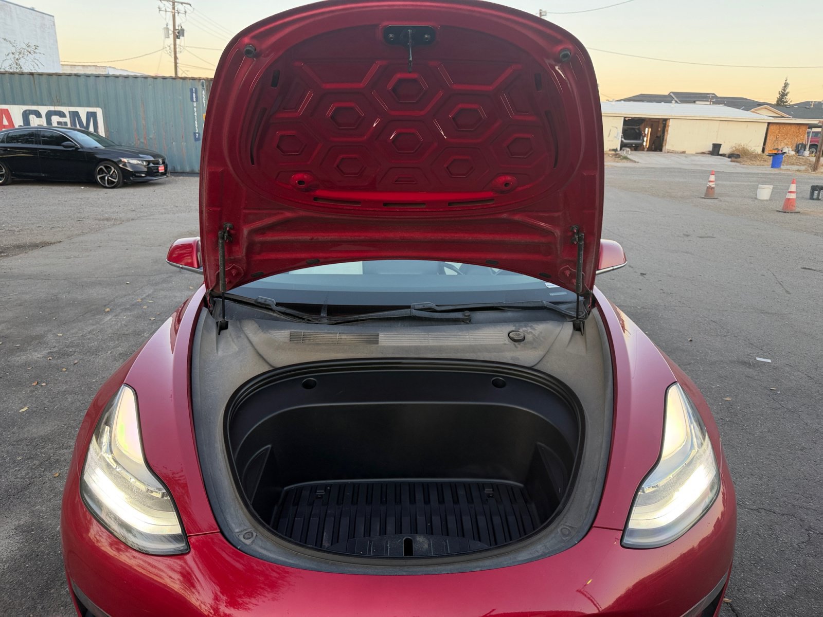 Used 2020 Tesla Model 3 Standard Range RWD image 34