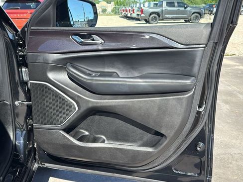 Used 2022 Jeep Grand Cherokee Altitude image 33