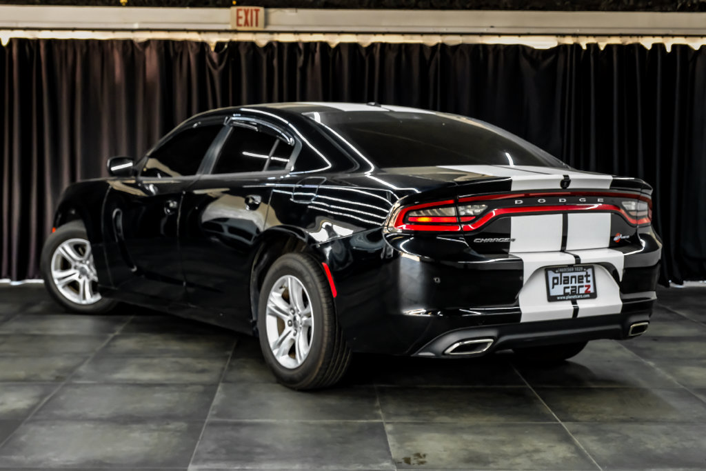 Used 2022 Dodge Charger SXT RWD image 10