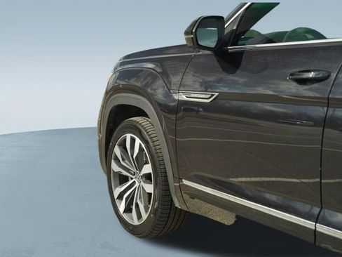 Used 2023 Volkswagen Atlas Cross Sport SEL Premium R-Line image 36