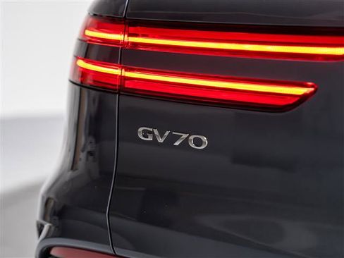 New 2026 Genesis GV70 3.5T Sport Advanced image 15