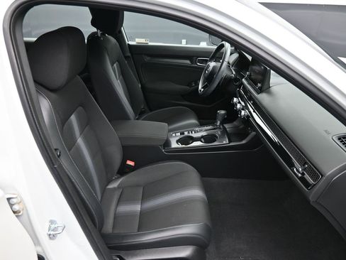 Used 2023 Honda Civic Sport image 24