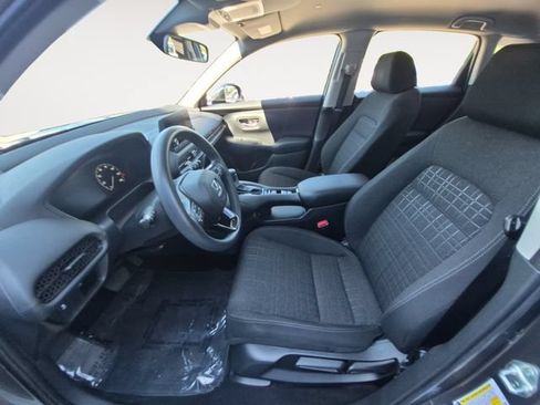 Used 2024 Honda HR-V LX image 9