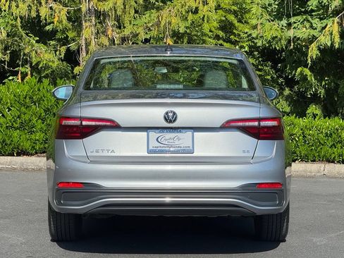 Used 2024 Volkswagen Jetta SE FWD image 27
