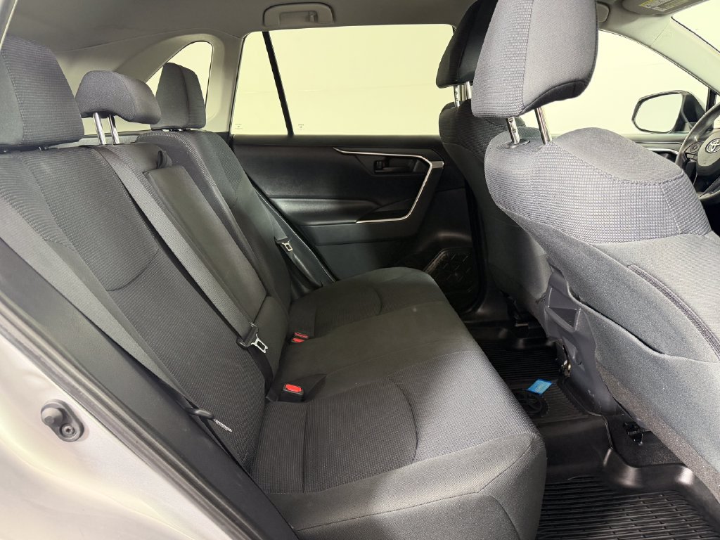Used 2019 Toyota RAV4 LE w/ All Weather Liner Package AWD/4WD image 20