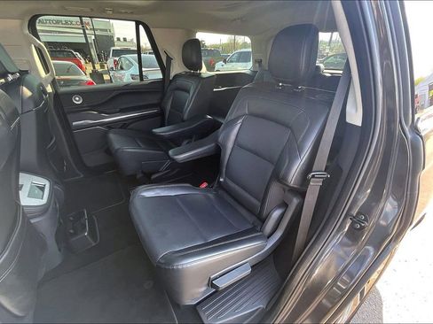 Used 2025 Lincoln Navigator Reserve AWD/4WD image 24