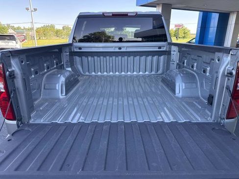 Used 2024 Chevrolet Silverado 1500 LT AWD/4WD image 30