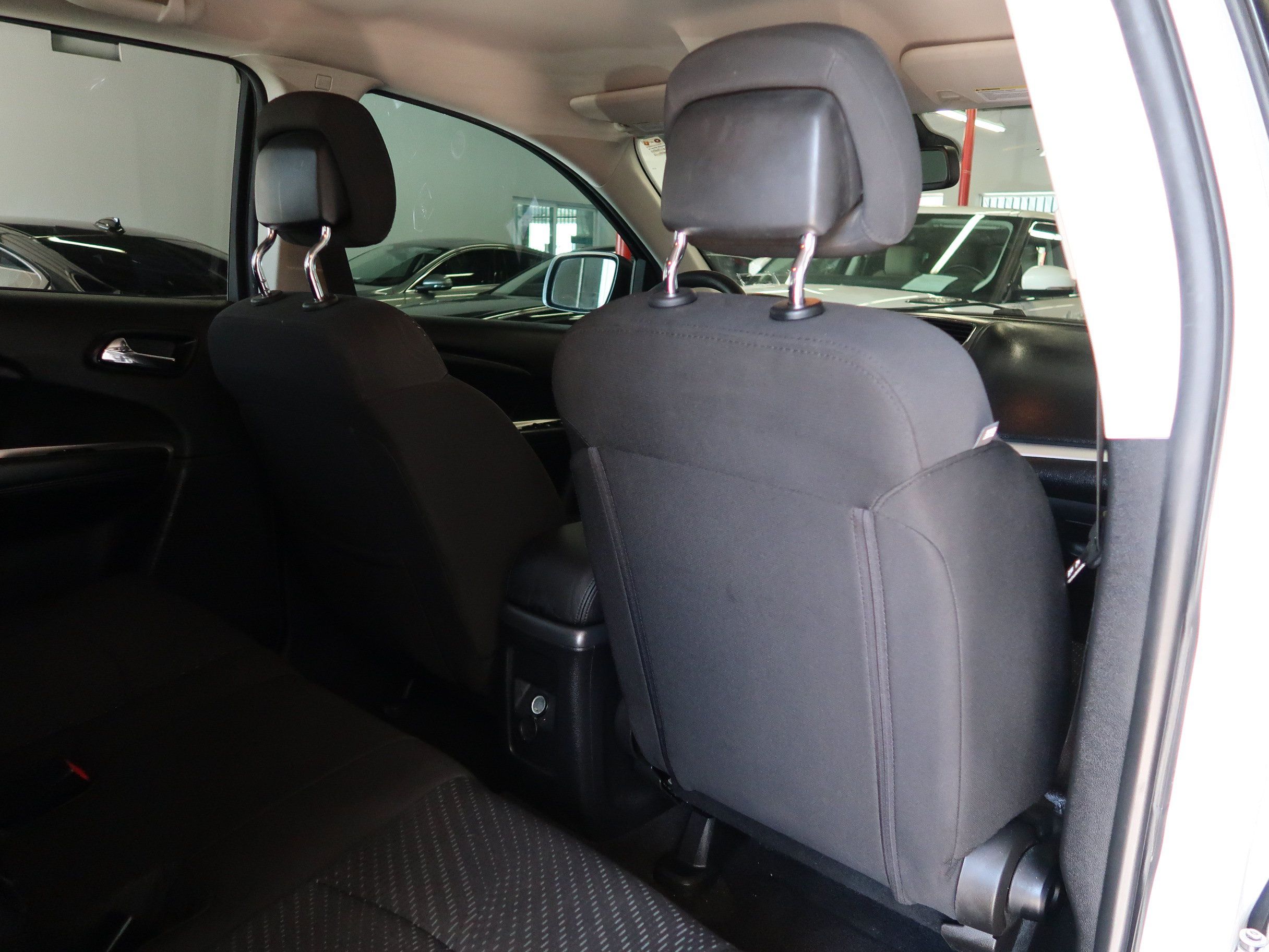 Used 2019 Dodge Journey SE FWD image 24