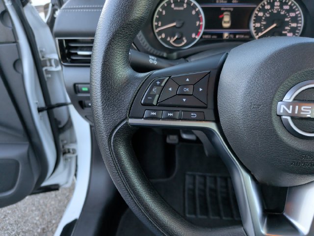 Used 2024 Nissan Sentra SV FWD image 14