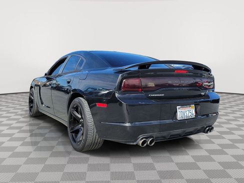 Used 2014 Dodge Charger R/T image 4