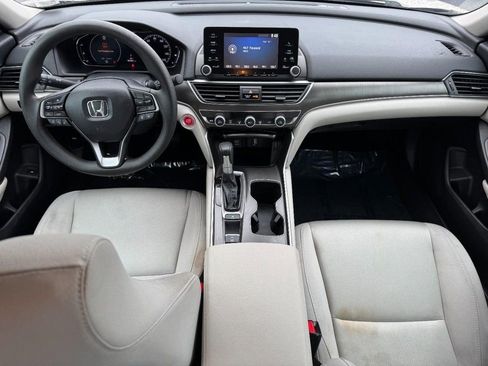 Used 2019 Honda Accord LX image 14