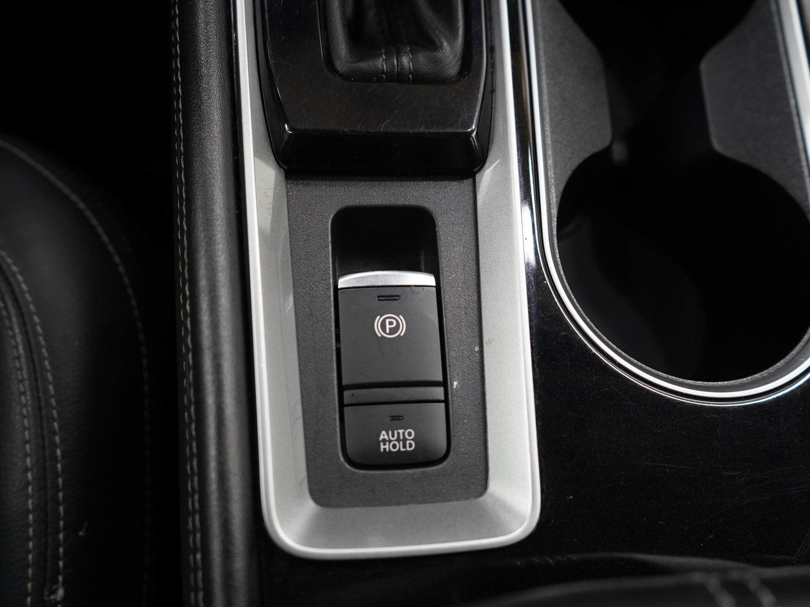 Used 2023 Nissan Altima 2.5 SL AWD/4WD image 23