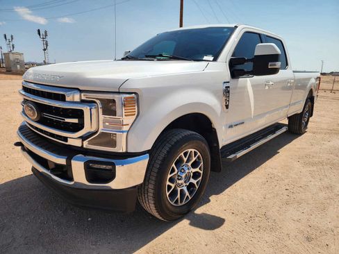 Used 2020 Ford F350 Lariat w/ Lariat Ultimate Package AWD/4WD image 5