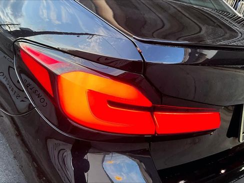 Used 2023 BMW 530i 530i w/ M Sport Package image 29