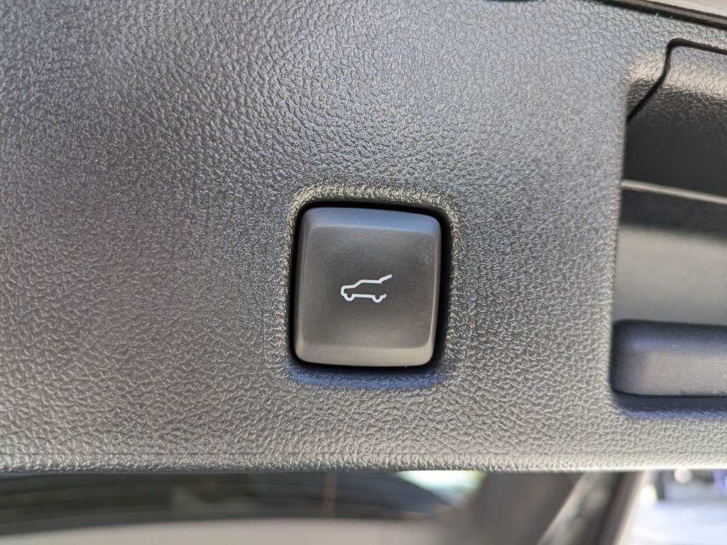 Certified 2024 Ford Escape ST-Line w/ Tech Pack #1 AWD/4WD image 14