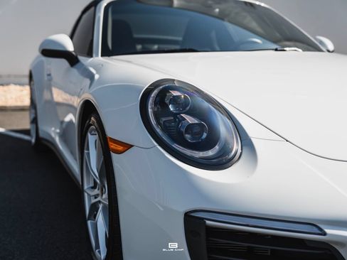 Used 2019 Porsche 911 Targa 4 AWD/4WD image 4