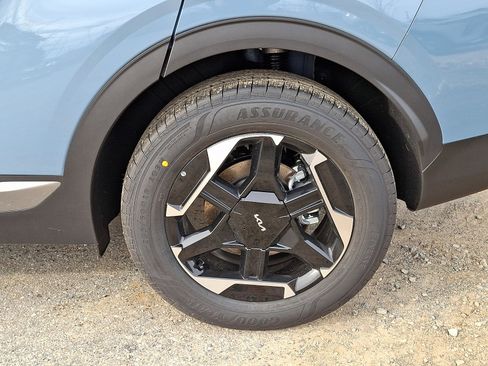 New 2026 Kia Sportage S image 5