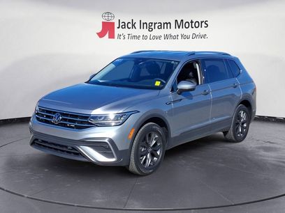 Certified 2022 Volkswagen Tiguan SE