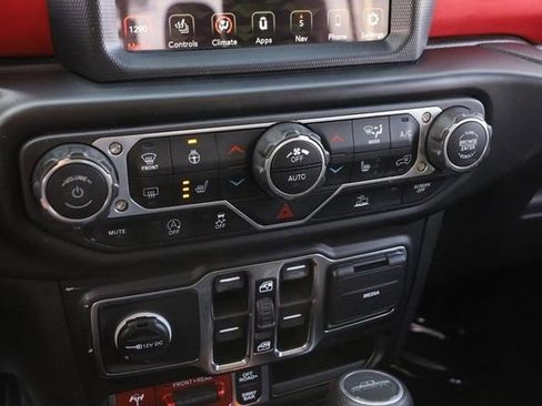 Used 2021 Jeep Gladiator Rubicon image 18