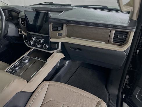 Used 2024 Ford Expedition Max Limited image 28