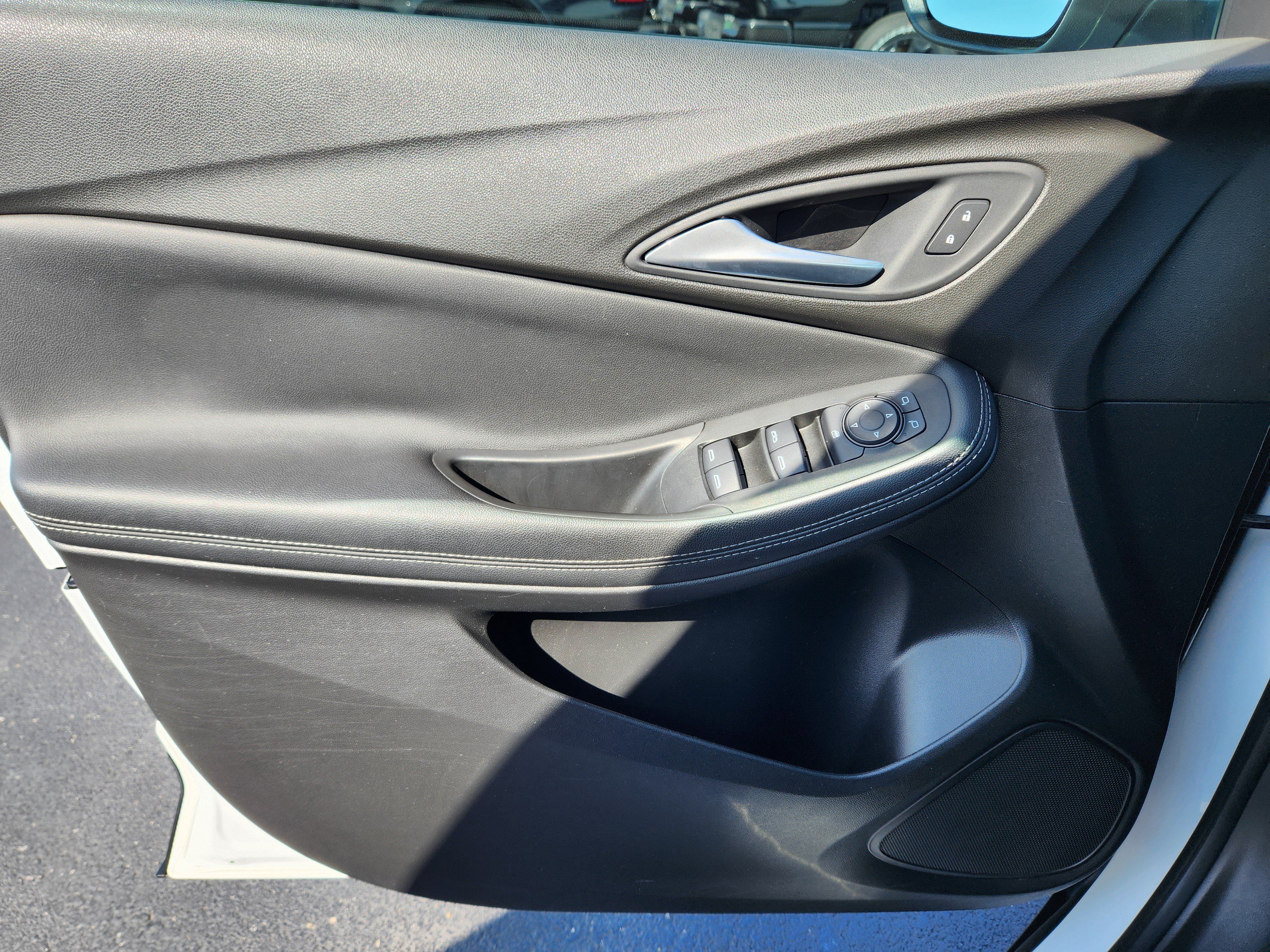 Used 2021 Buick Encore GX Preferred FWD image 23