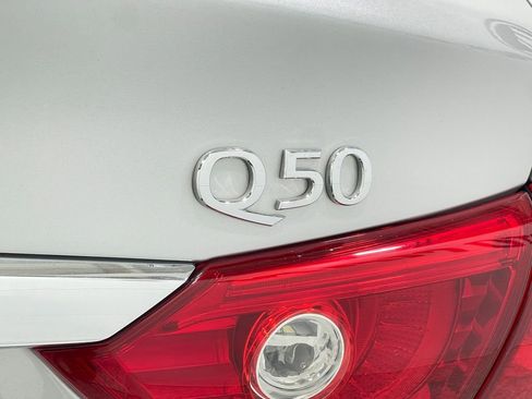 Used 2014 INFINITI Q50 2.0t w/ Moonroof Package image 39
