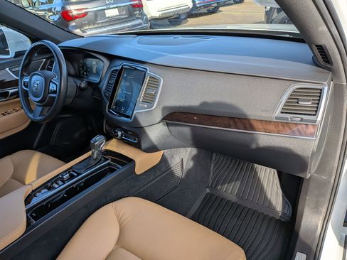 Used 2019 Volvo XC90 T6 Momentum w/ Advanced Package image 33